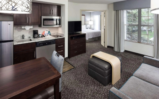 1 Bedroom Premium Double Suite