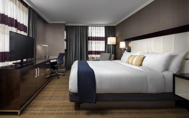 Grand room