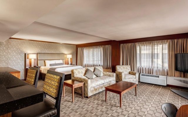 Double Suite