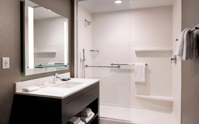 Standard Suite