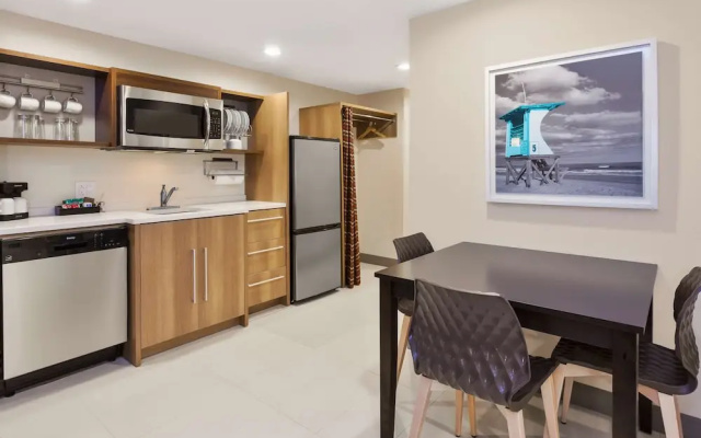 1 Bedroom Suite
