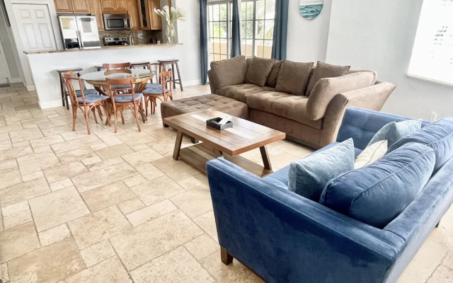 3 Bedrooms Deluxe Apartment