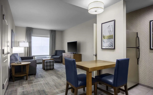 1 Bedroom Quadruple Suite