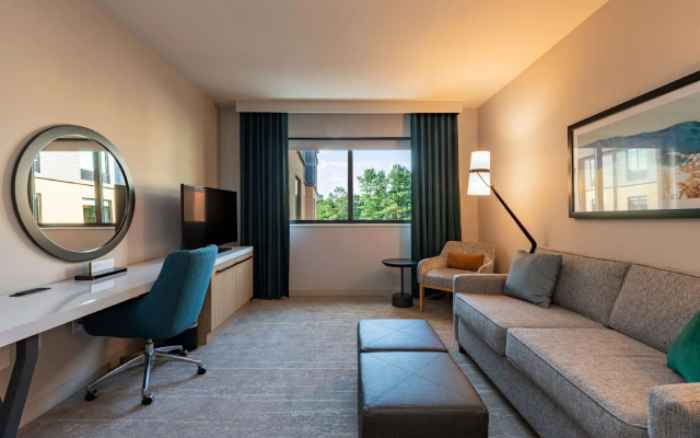 2 Bedrooms Double Suite