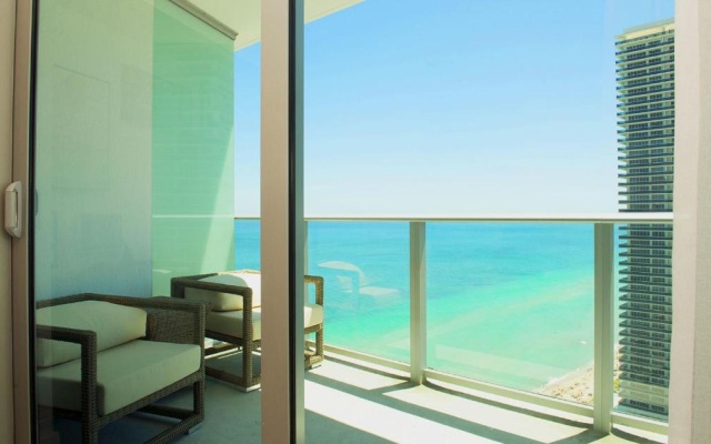 1 Bedroom Apartment oceanfront