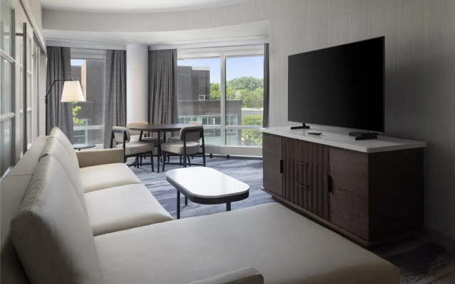 Double Suite