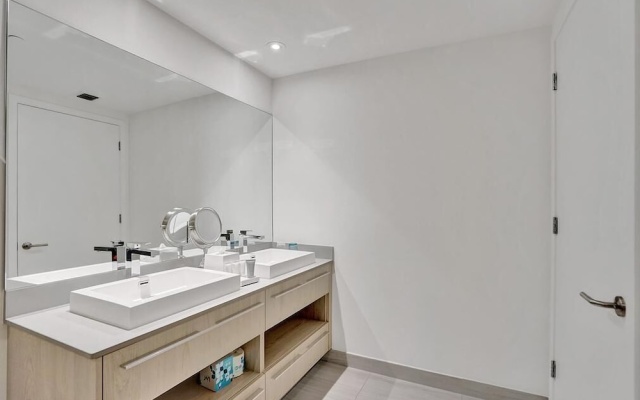 Premier Apartment