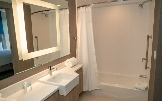 Double Suite