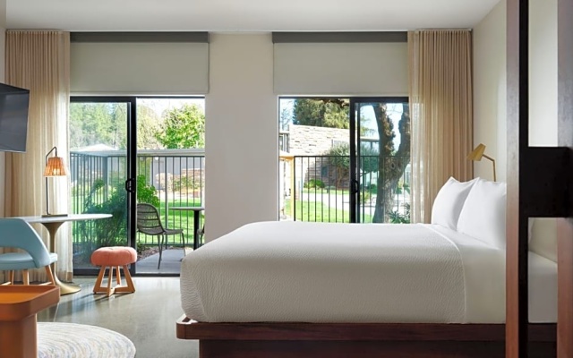 Poolside Patio Double room
