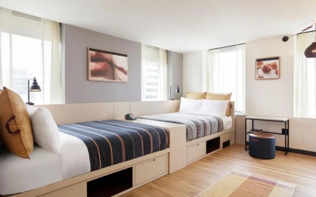 Standard Quadruple room