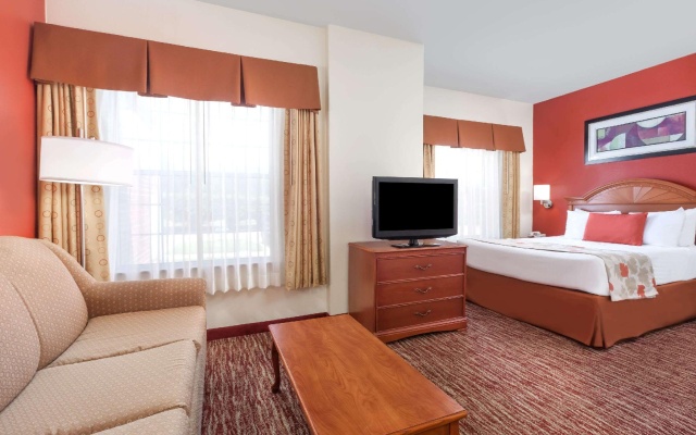 Accessible Double Suite