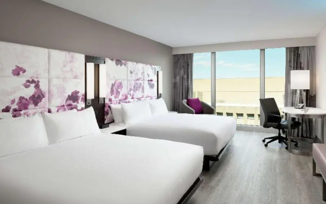 Deluxe Accessible Twin room