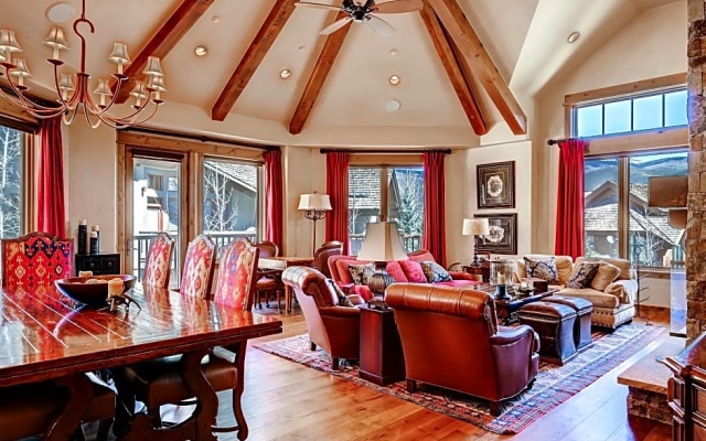 5 Bedrooms Platinum room