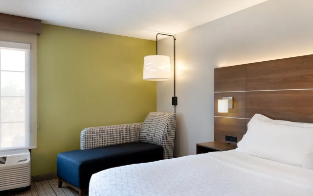 1 Bedroom Suite