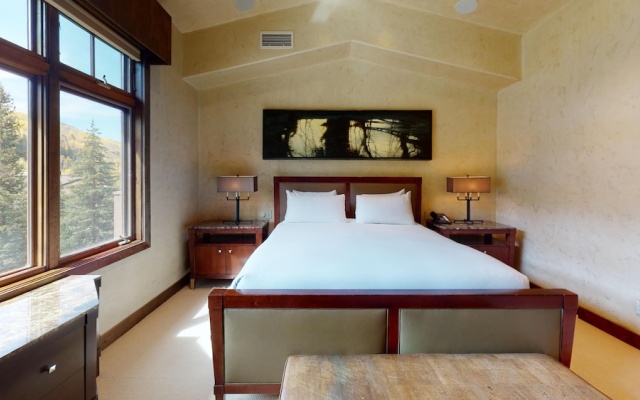 Standard Penthouse room