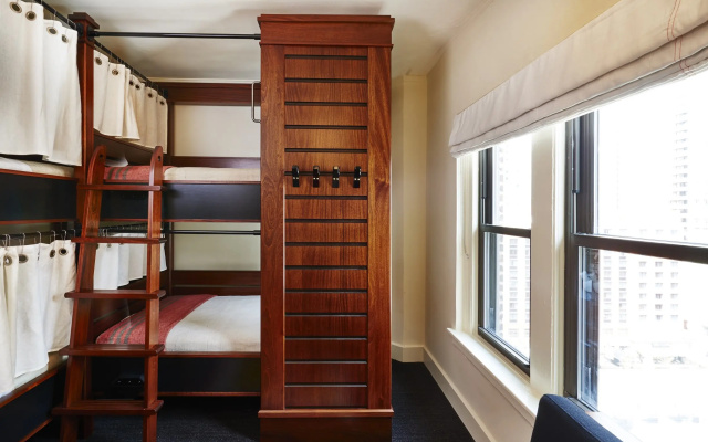 ADA Quadruple room
