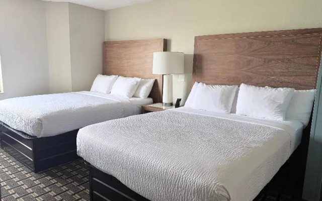 Quadruple Suite