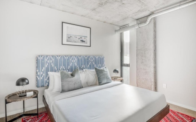 2 Bedrooms Apartment