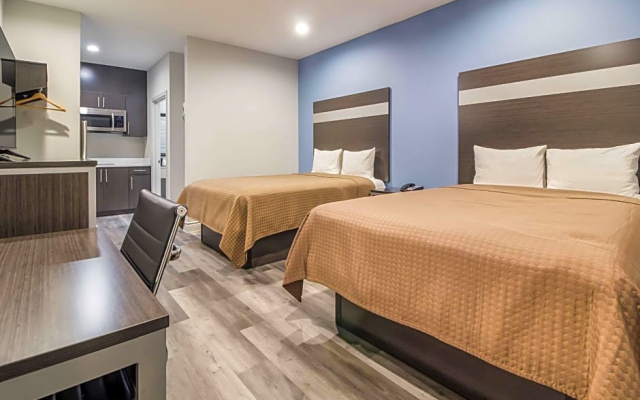 Quadruple Suite