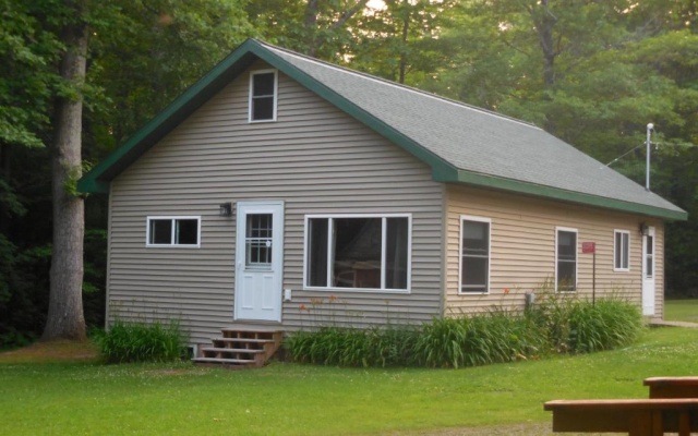 2 Bedrooms Cottage