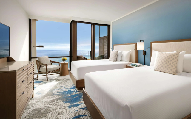 Twin room with ocean view