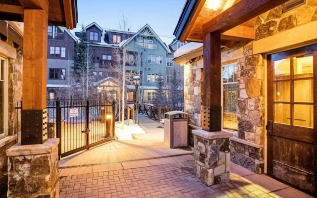 2 Bedrooms Luxury room with balcony