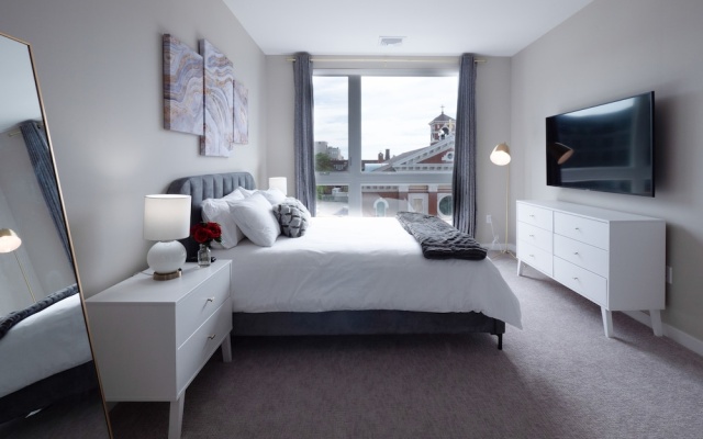 2 Bedrooms Luxury Apartment