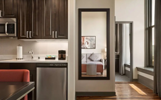 1 Bedroom Suite