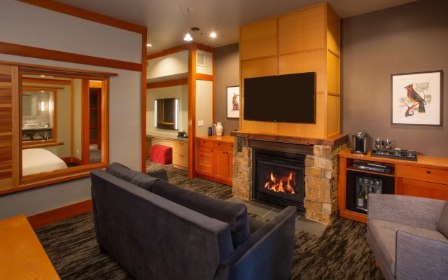 Double Suite