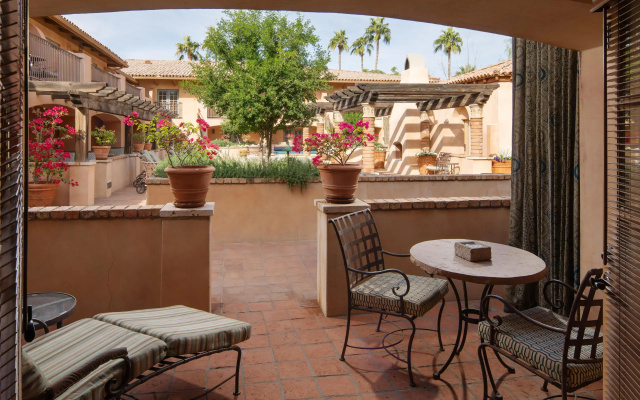 Camelback View with Terrace Double room