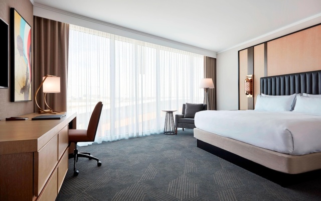Mid Floor room
