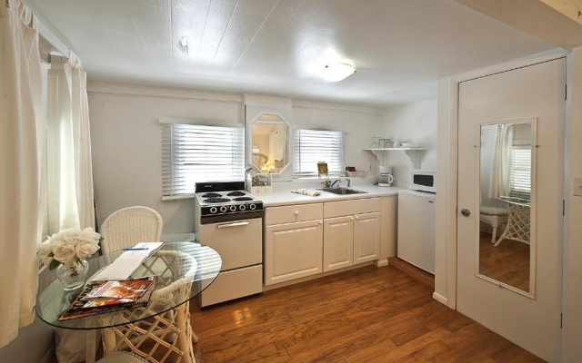 Standard Bungalow