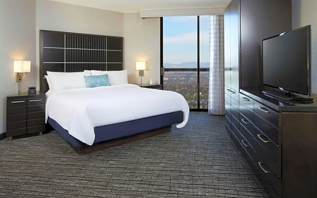 Premium Accessible Double Suite