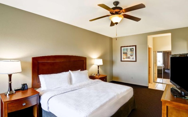2 Bedrooms Suite