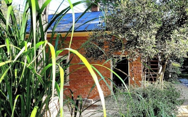 Deluxe Cottage with balcony