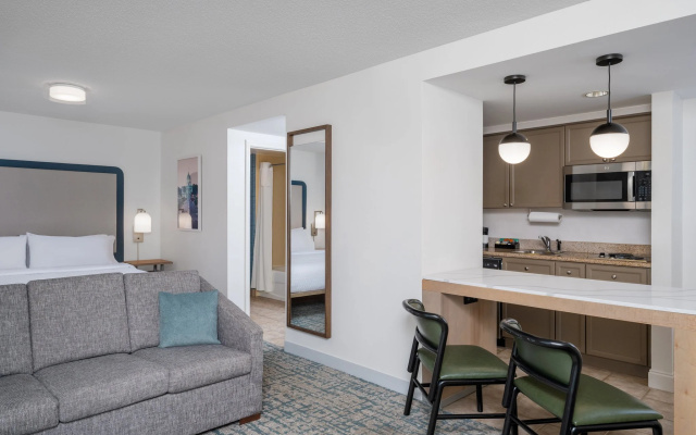 Double Suite