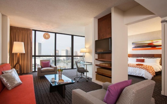 Suite with view