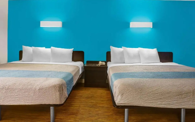 Deluxe Quadruple room