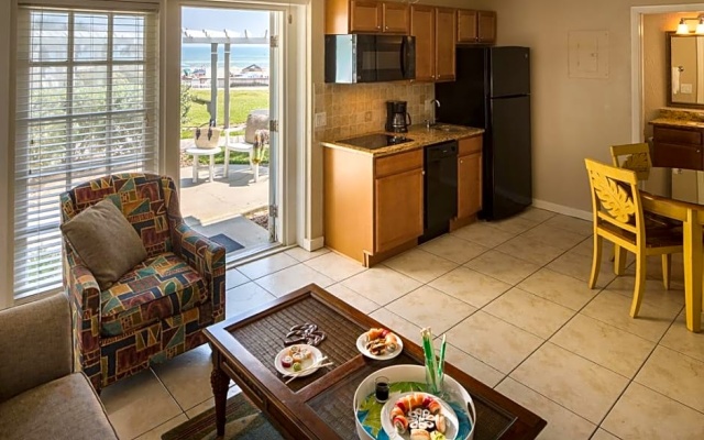 2 Bedrooms Standard room with partial ocean view