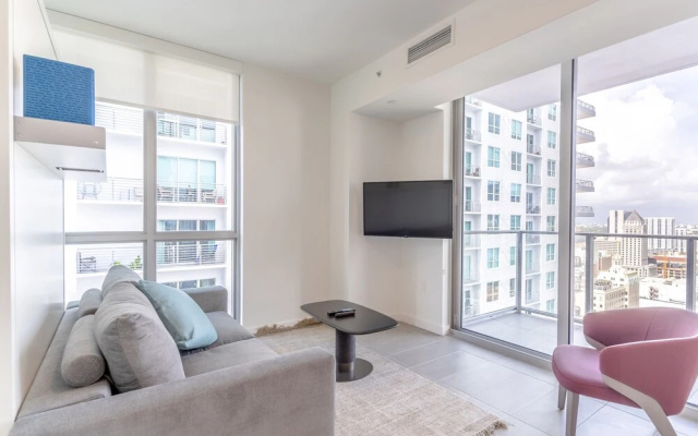 1 Bedroom Apartment with balcony and with city view