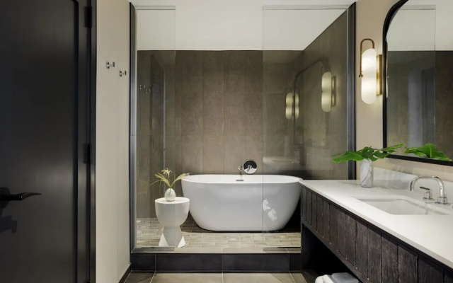 Double Suite with city view
