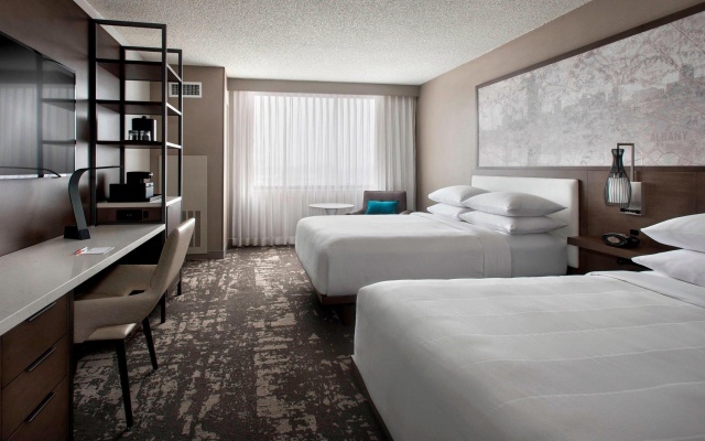 Standard Quadruple Club room