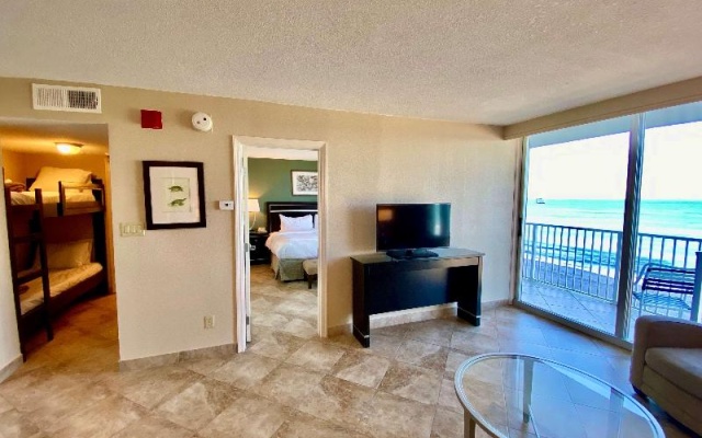 Premium Suite with balcony and oceanfront
