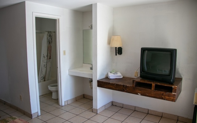 Economy room