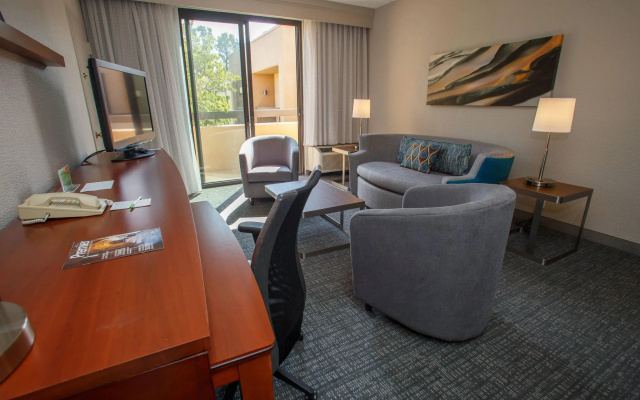 2 Bedrooms Double Suite