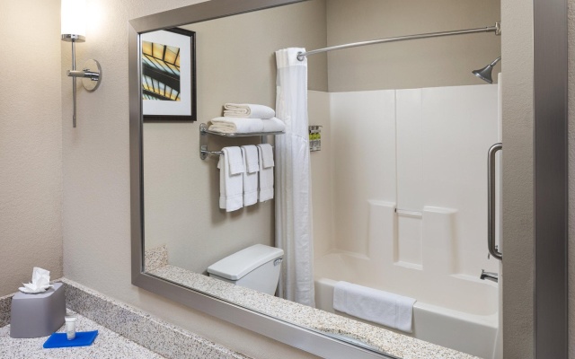 1 Bedroom Double Suite