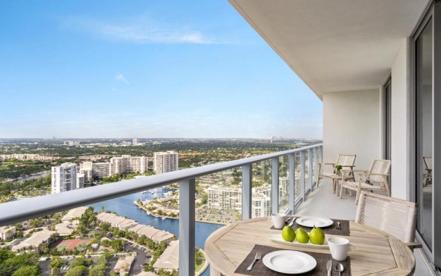 1 Bedroom Suite with city view