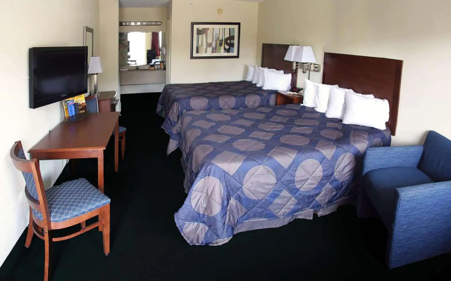 Standard Quadruple room