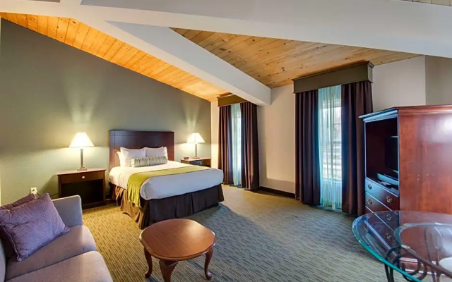 2 Bedrooms Suite