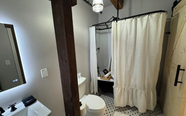 Comfort room